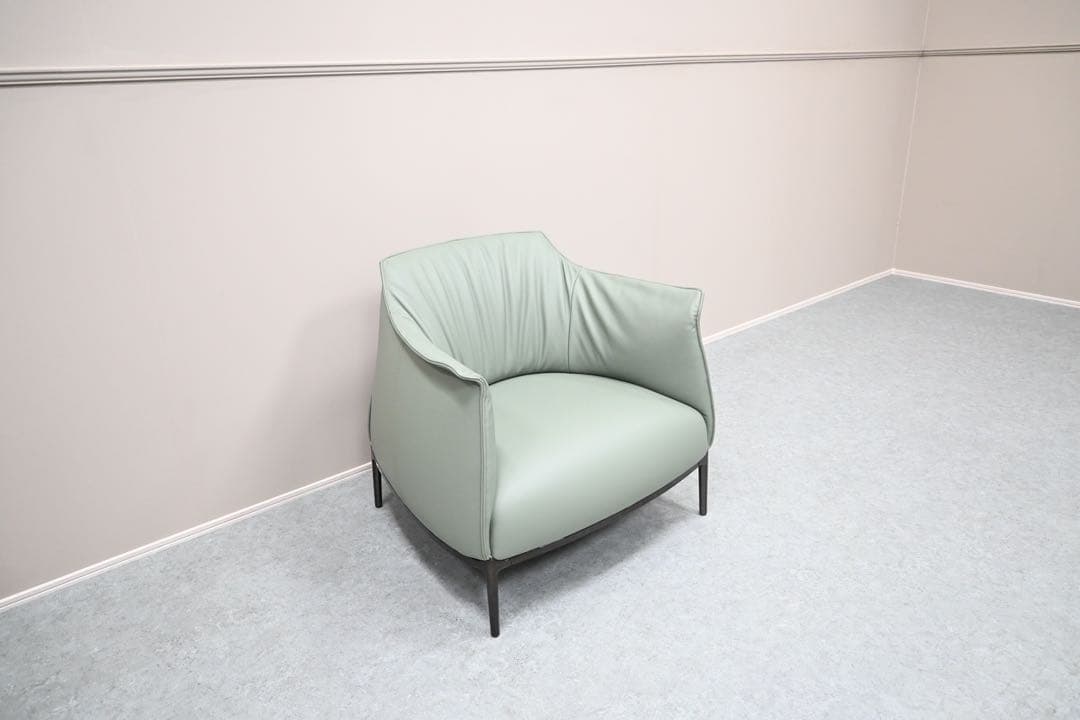 【展示極美品】PoltronaFrau ポルトローナ・フラウ アーチボルド 展示極美品】PoltronaFrau ポルトローナ・フラウ アーチボルド - メルカリ