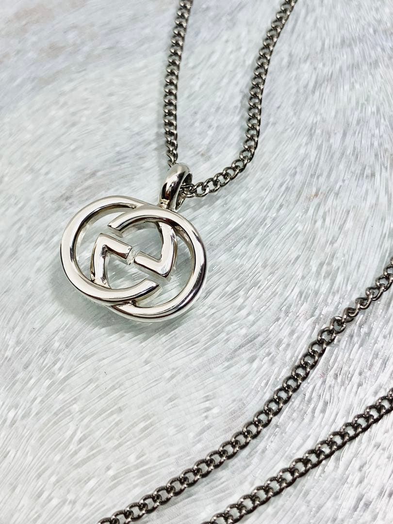 超美品】GUCCI ネックレス トップ925＋社外チェーン 男女兼用 - メルカリ