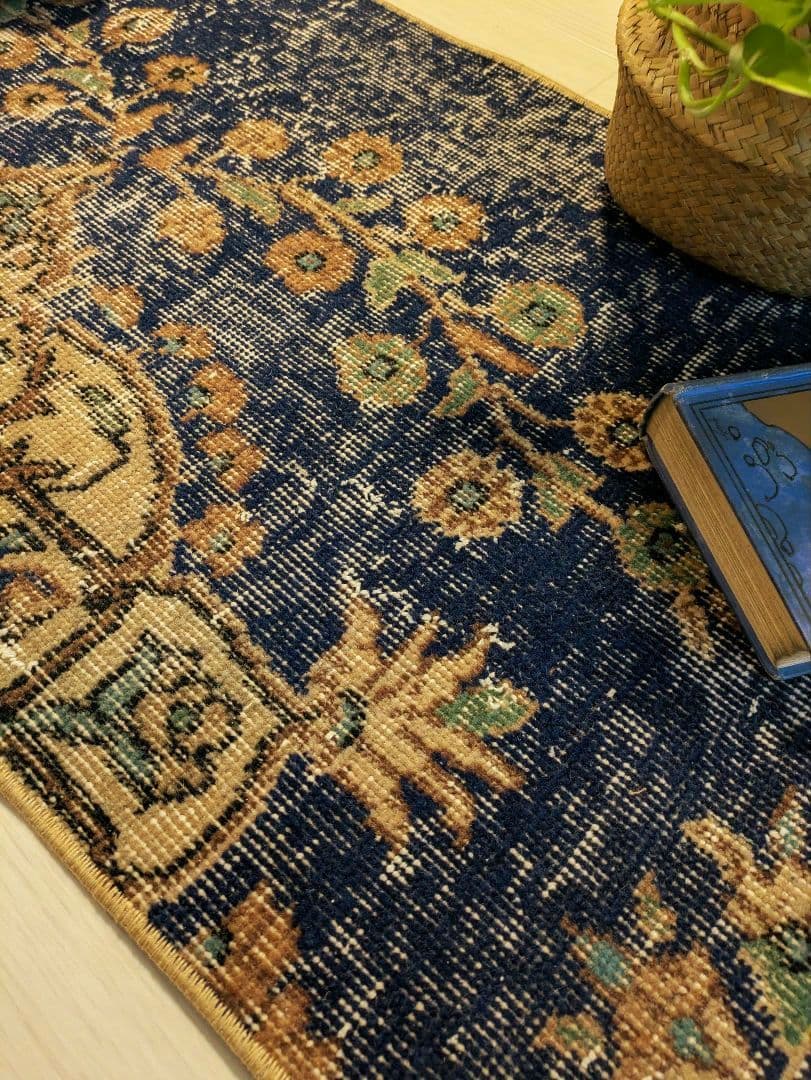 トルコヴィンテージラグ　ミニサイズ　玄関マットサイズ　53×94 ネイビー 玄関マット×ネイビー/ブルー | インテリアショップTOCO LIFE