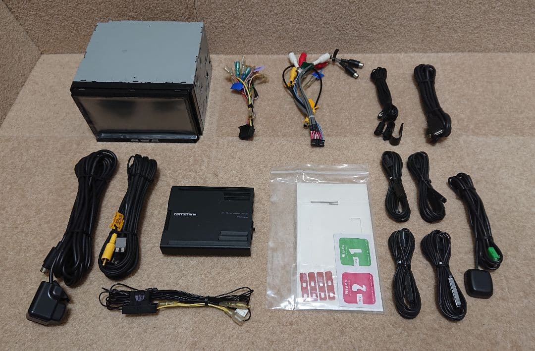 新春特価】サイバーナビ AVIC-ZH09CS カロッツェリア 完動品 - メルカリ