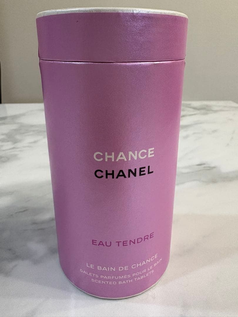 CHANEL Eau Tendre 入浴剤・バスタブレット・10個入り Amazon | シャネル 入浴剤 チャンス オー タンドゥル バス タブレット