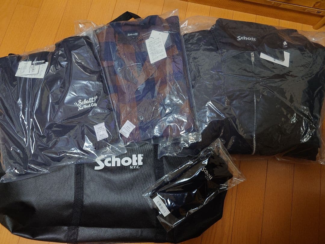 Schott ショット　福袋　 2026 Lサイズ Schott N.Y.C（ショット） Schott 福袋 2026 新春 HAPPY BAG 12月29日