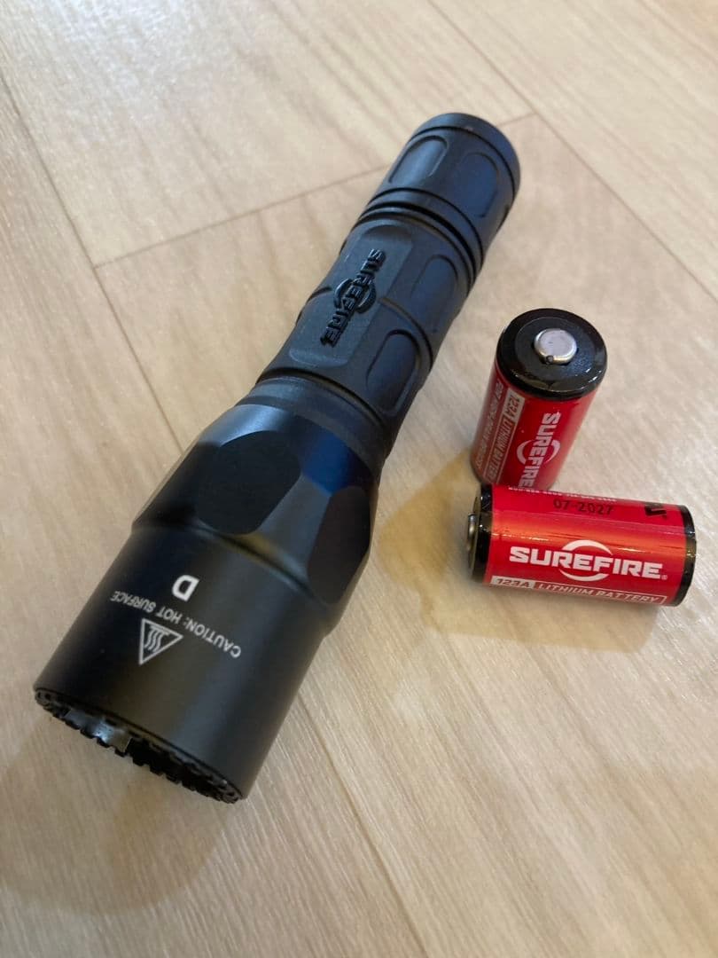 SureFire D型 フラッシュライト バッテリー付き 楽天市場】【正規輸入品・保証付・生涯保証】SUREFIRE （シュア