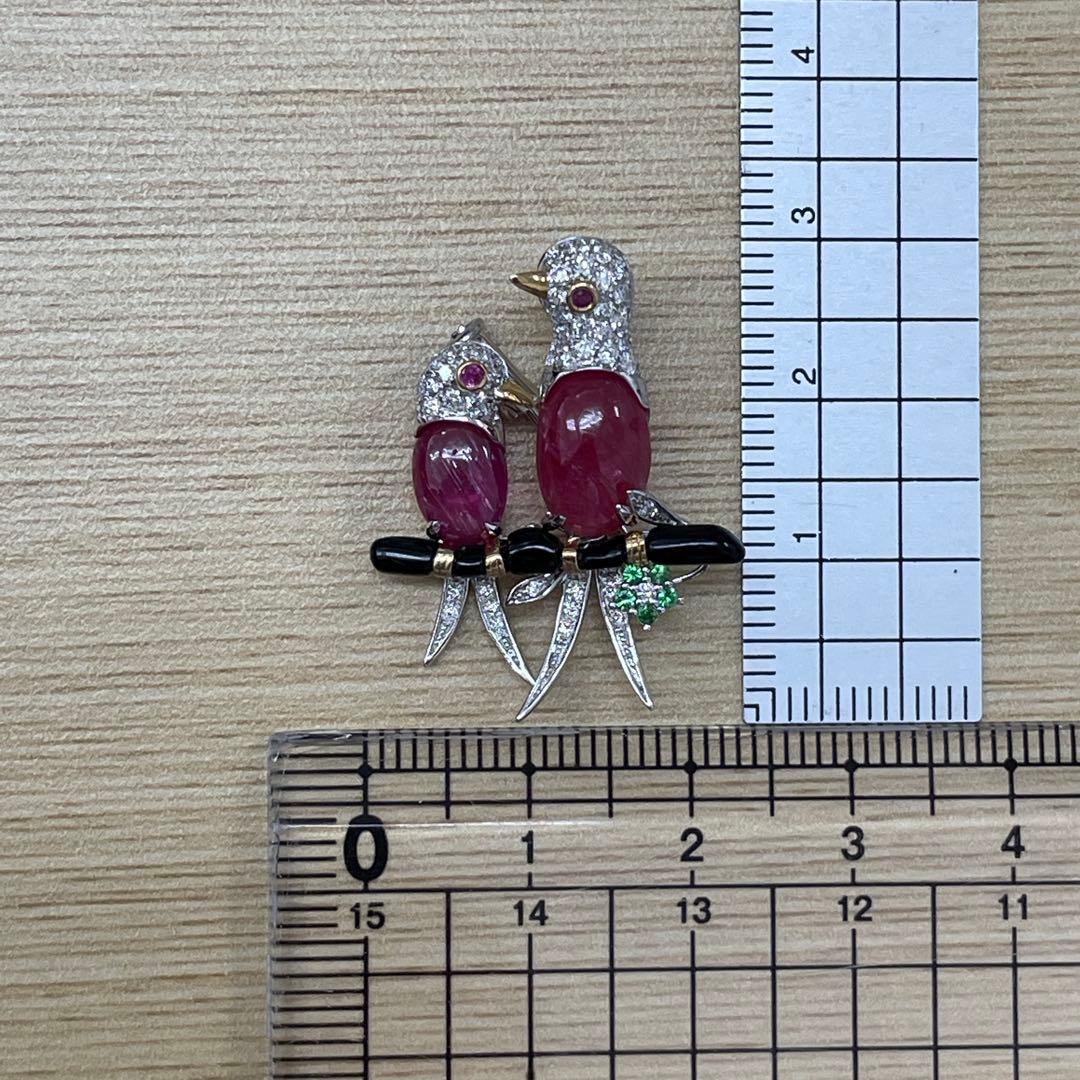 PINKASOLIVES-750 ルビーとダイヤモンドのブローチ