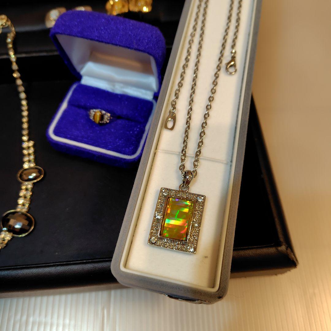 85【遺品整理・生前整理】ネックレス ブローチ ネクタイピン トップ