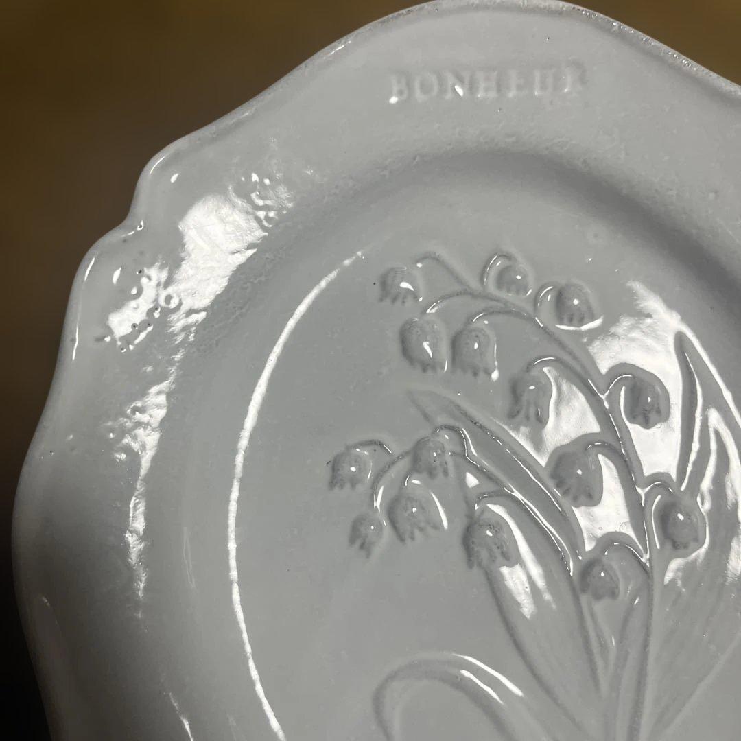 ASTIER de VILLATTE アスティエ リリーオブザバレー プレートの通販は
