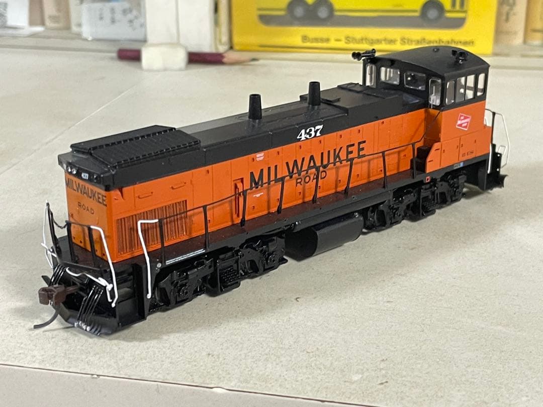 アサーンジェネシスEMD MP15-AC Milwaukee 鉄道DCCサウンド Review: Athearn Genesis 2.0 MP15AC Milwaukee Road #460 w/ Tsunami