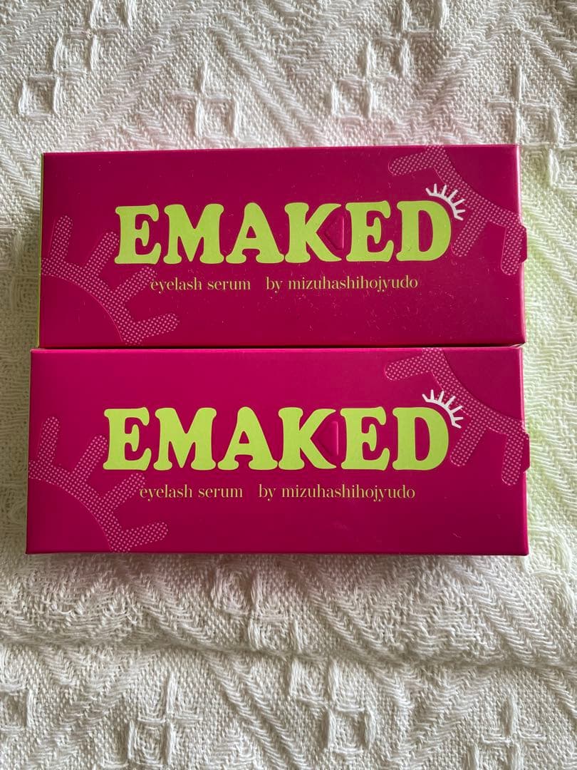 EMAKED eyelash serum まつげ美容液 【新品未使用】 EMAKED（エマーキット） まつ毛美容液 2mL 新バージョン 正規品 伸びる