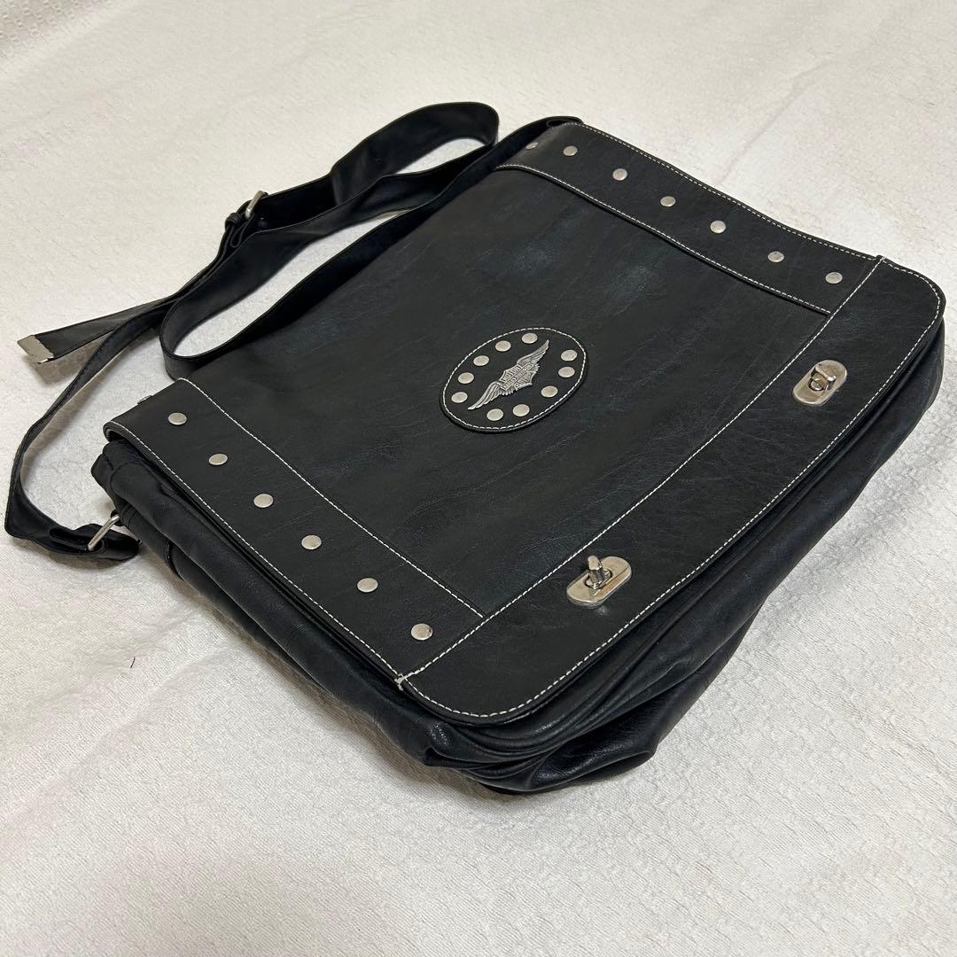 ハーレーダビッドソン　バッグ　革製品　レザー Leather Leg Bag and Leather Carving Saddle Bag🔥 レザー
