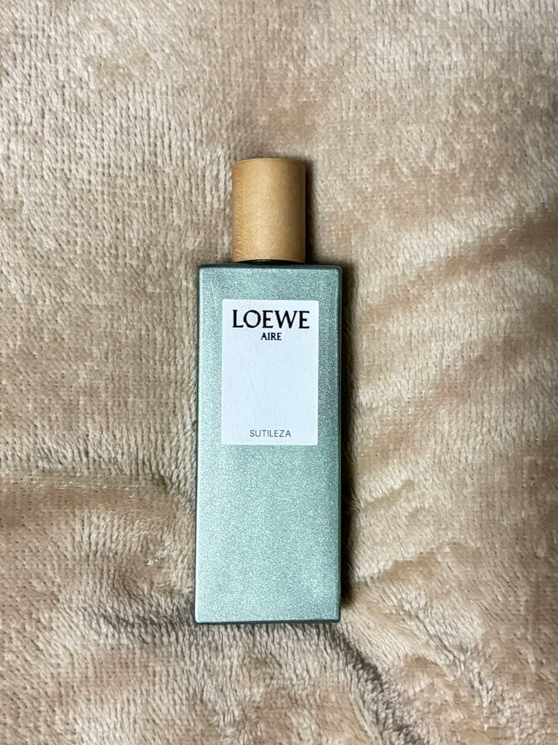LOEWE AIRE SUTILEZA 香水 - メルカリ
