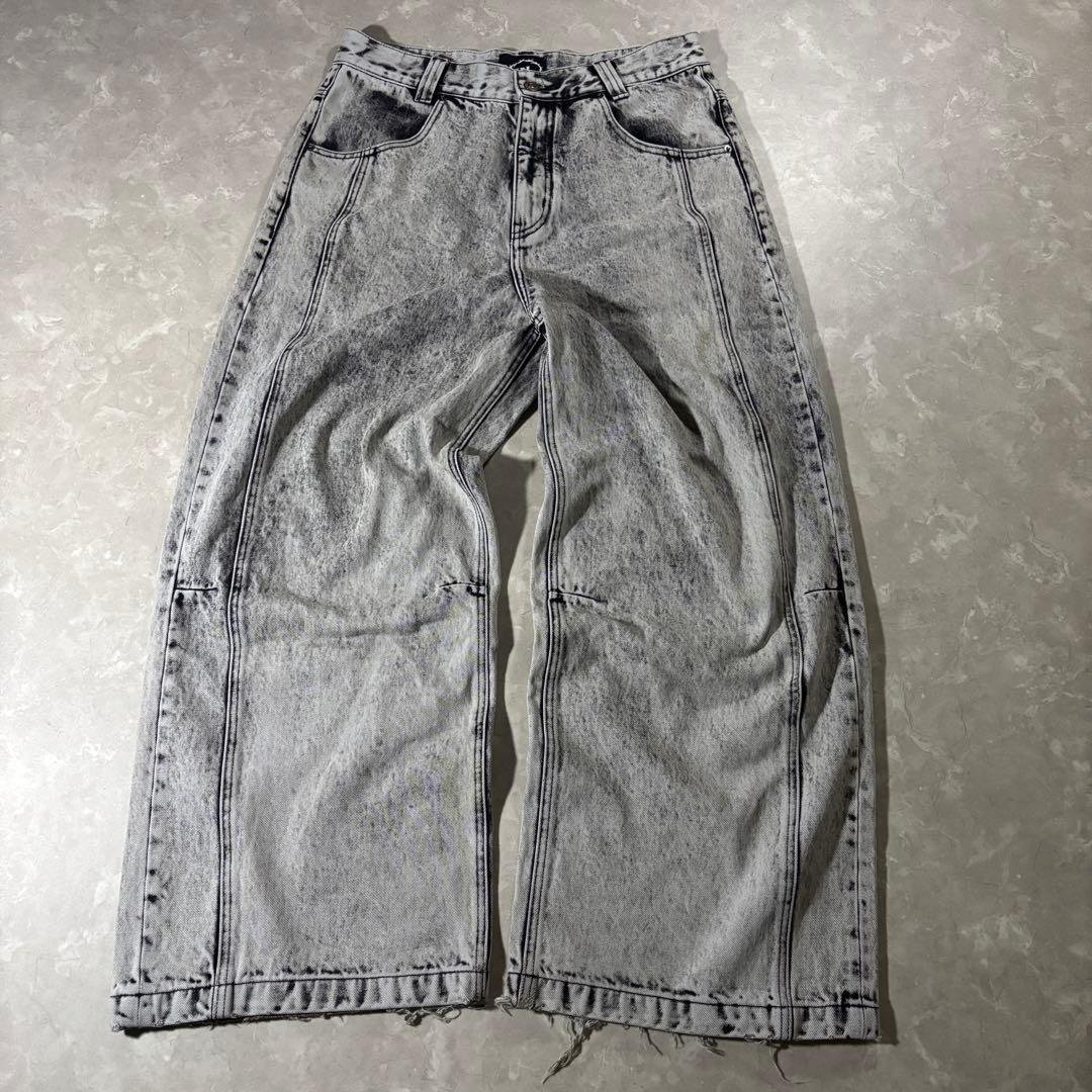 かつきくん着用 slacker black denim buggy 鬼太 King Logo Buggy Half Denim – YZ