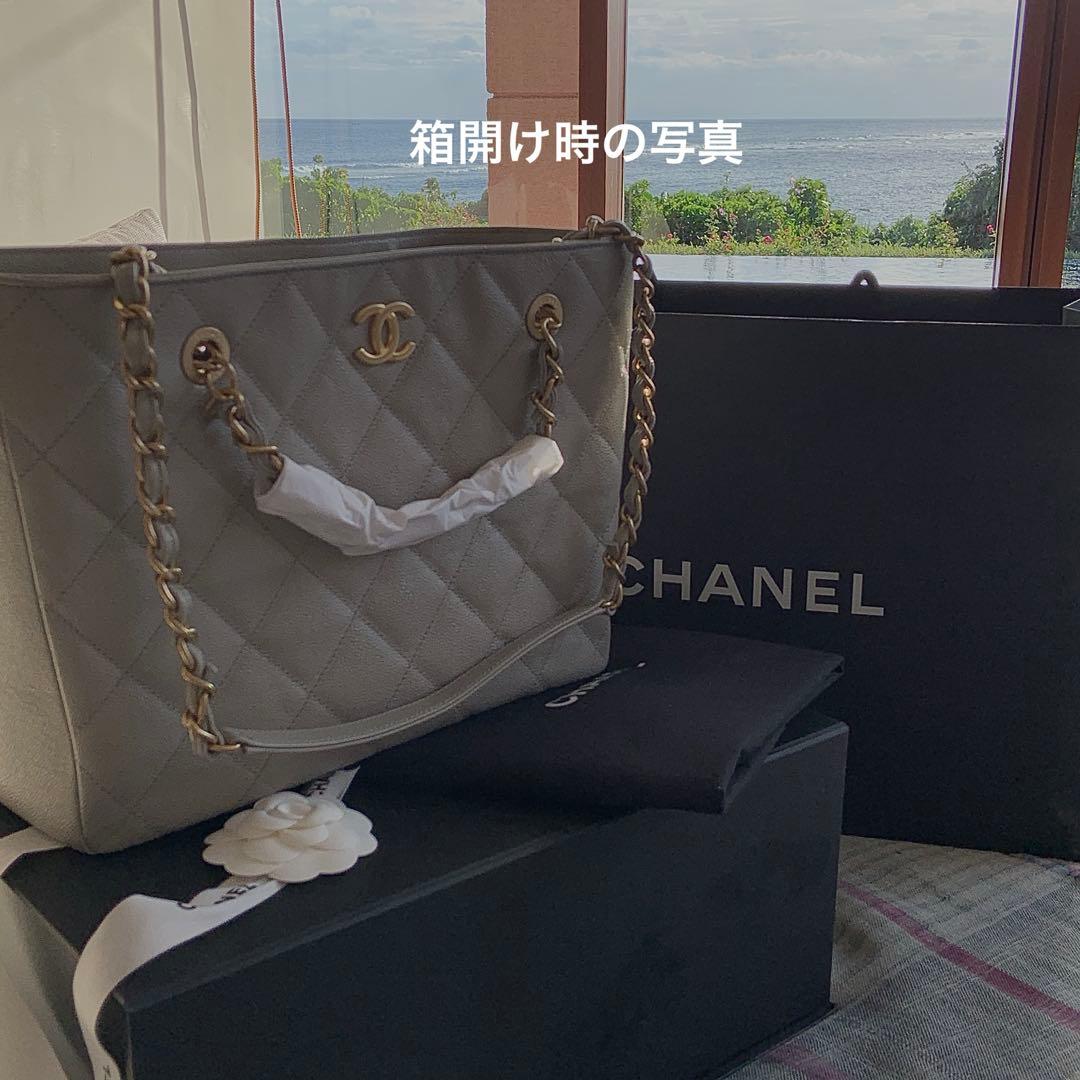 CHANEL グレー レザー キルティング バッグ - メルカリ