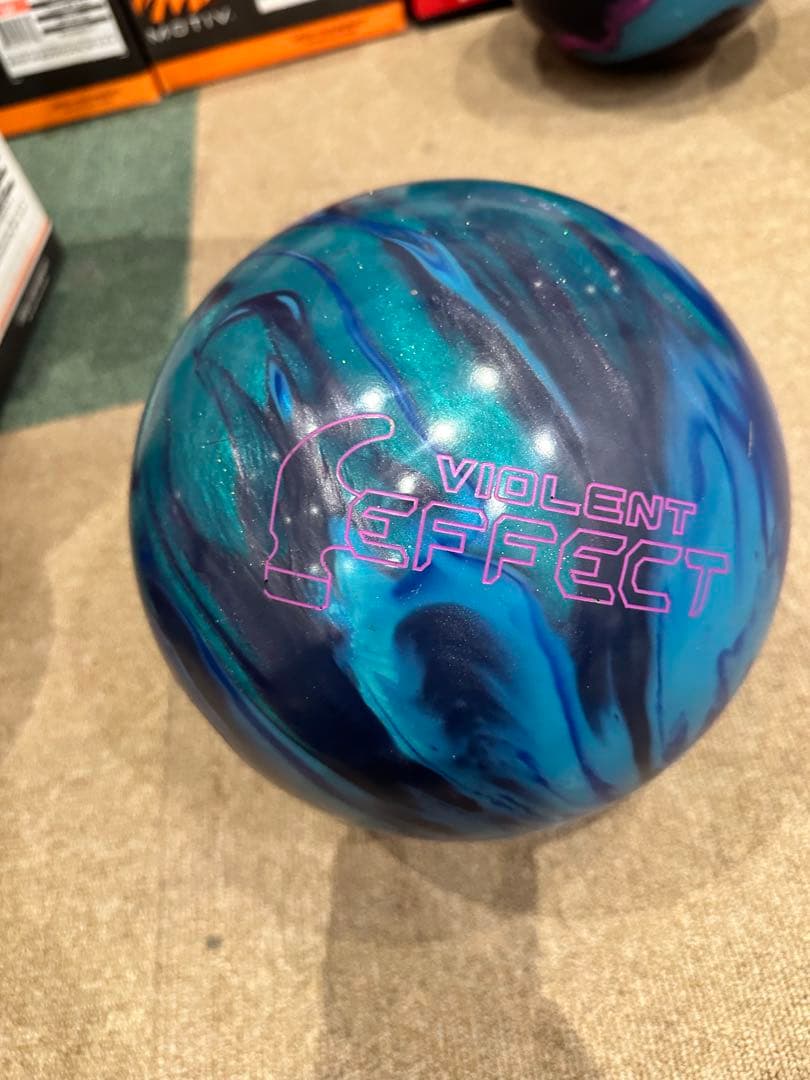 ★美品★ハンマー　バイオレントエフェクト　ボウリングボール15ポンド HAMMER EFFECT エフェクト ボウリング ボール 15ポンド - メルカリ