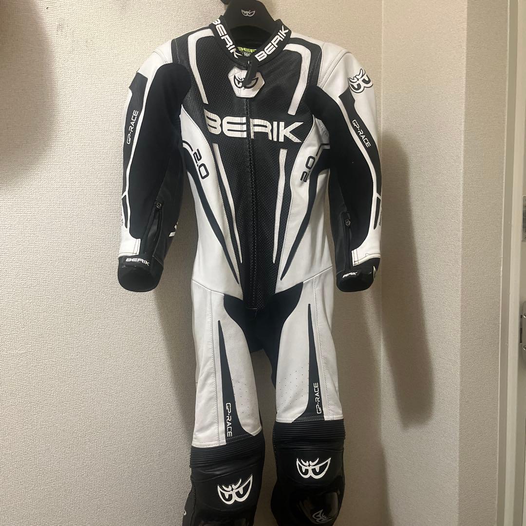 BERIK 2.0 ベリック レーシングスーツ 革ツナギ - メルカリ
