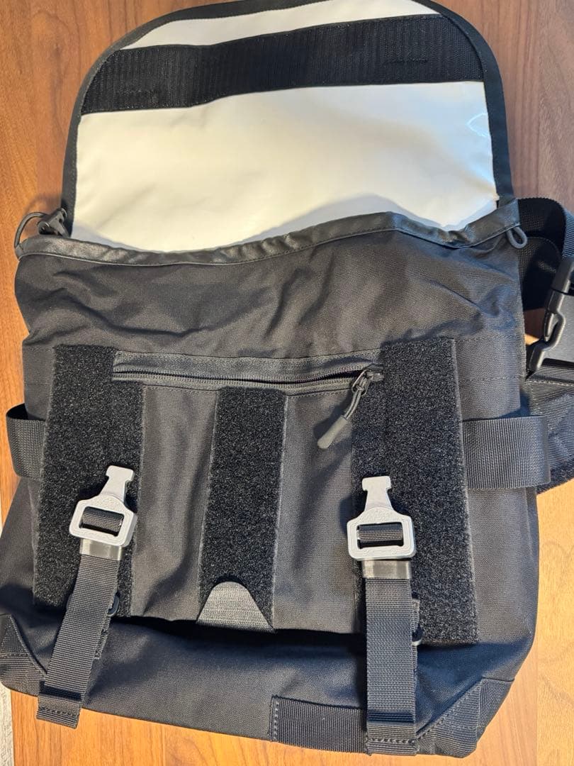 bagjack | 〈別注〉コブラバックル メッセンジャーバッグ KINKY - メルカリ