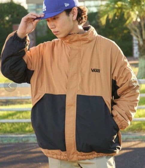 VANS（バンズ）のリバーシブルボアジャケット（ムラサキスポーツ別注