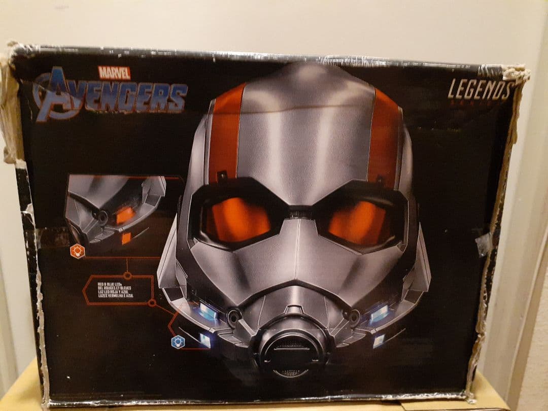 ハズブロ マーベルレジェンド1/1アントマン エレクトリックヘルメット