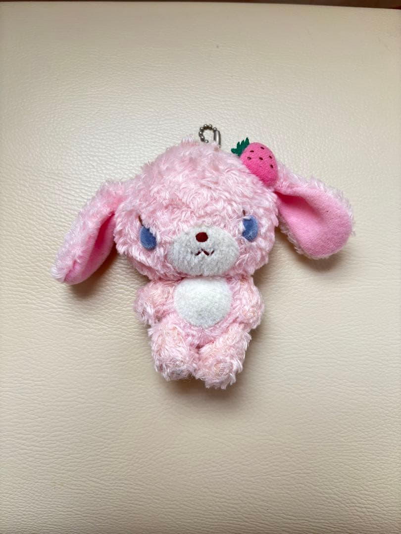 シュガーバーニーズ SUGARBUNNIES ストロベリーうさ シュガーバニーズ ストロベリーうさ めじるしアクセサリー - メルカリ