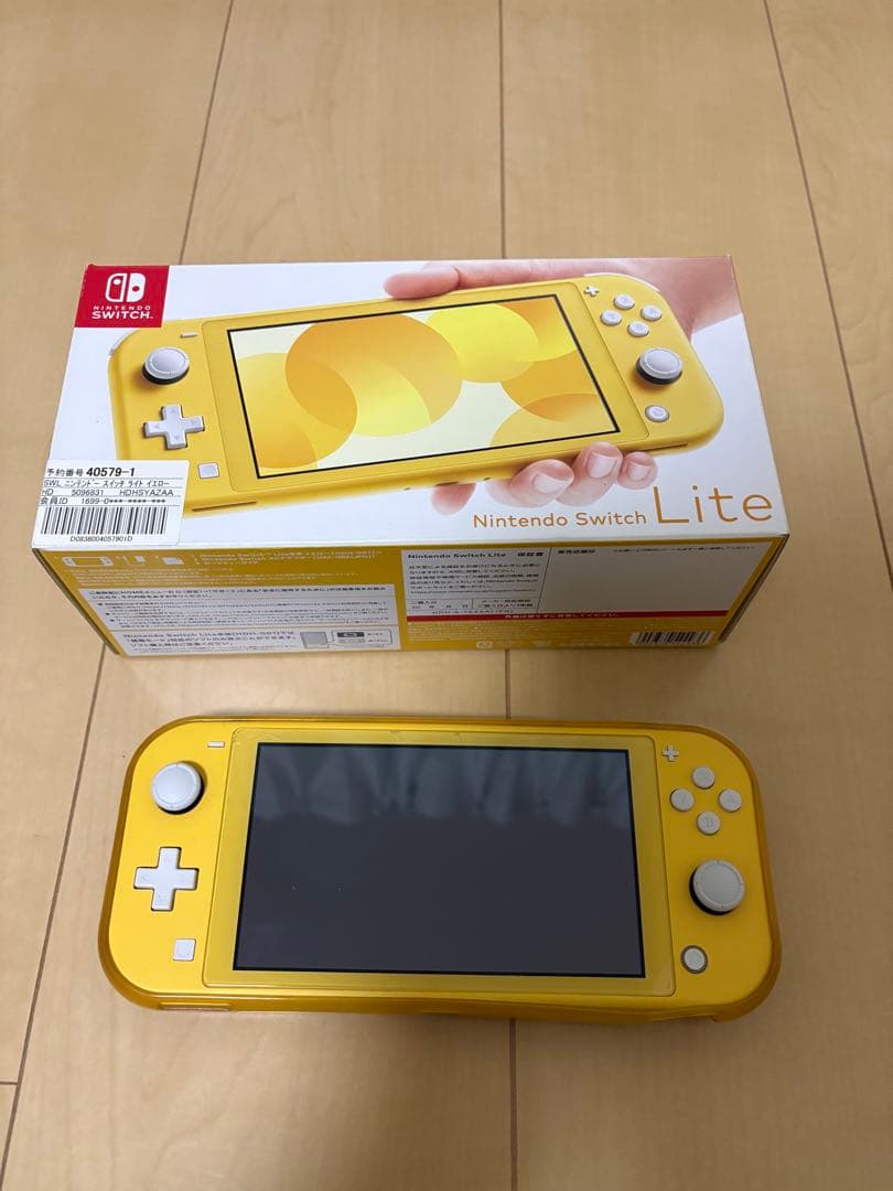 Nintendo Switch Lite イエロー 本体、箱、充電器付き 箱・充電器あり】Nintendo Switch Lite イエロー ☆NINTENDO SWITCH