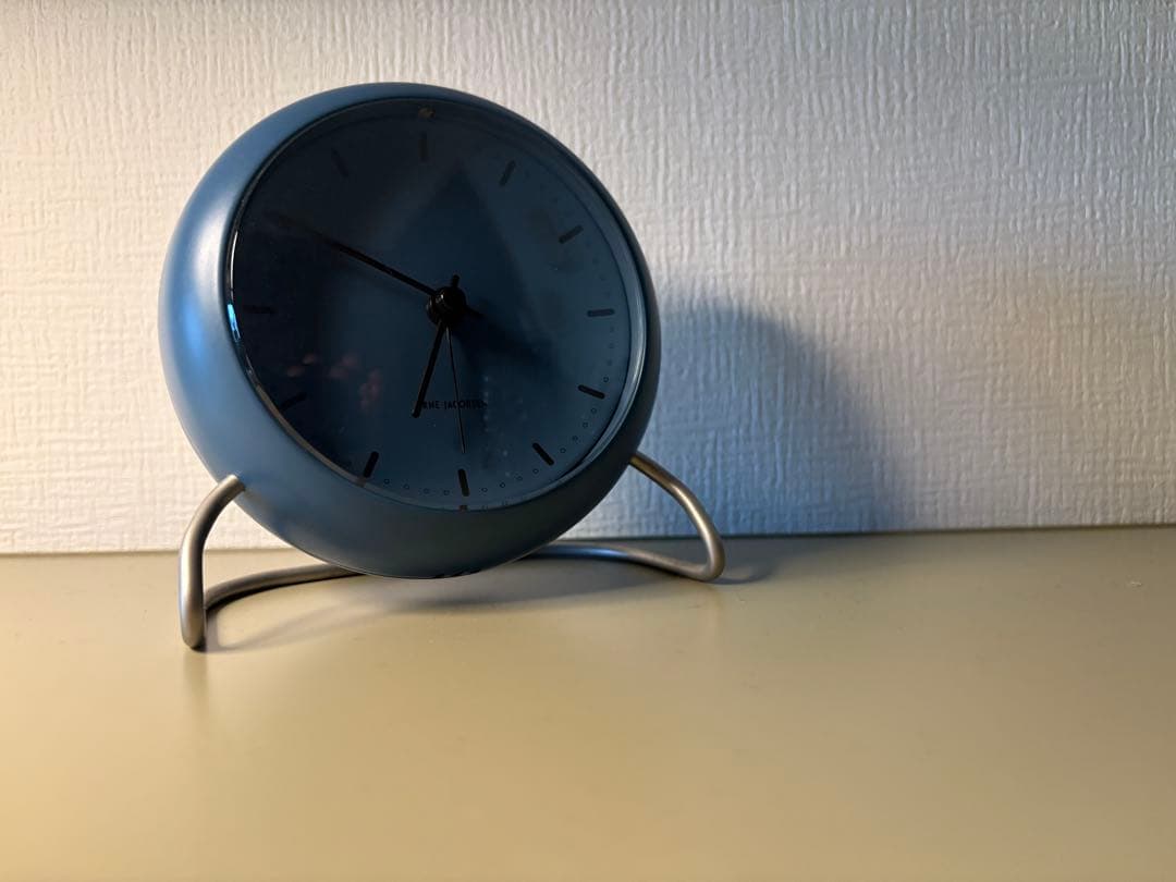 ヤコブセンの置き時計　ブルー ARNE JACOBSEN（アルネ ヤコブセン） シティホール 置時計 テーブル