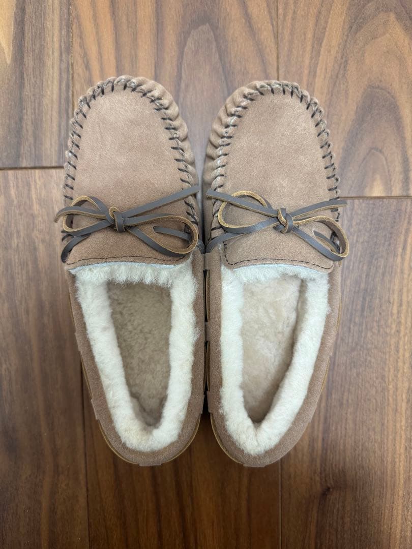 えんり⭐︎ EMU Australia モカシン ベージュ（箱なし） 楽天市場】【10%OFF】EMU Australia エミュ エミュー モカシン Cairns