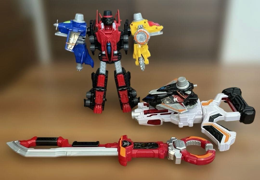 快盗戦隊ルパンレンジャーVS警察戦隊パトレンジャー ルパパトおもちゃ