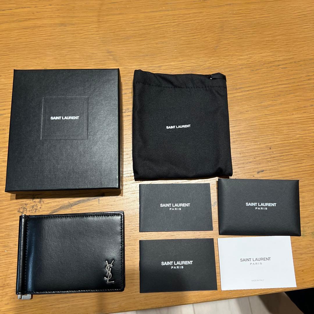 SAINT LAURENT タイニーカサンドラ マネークリップ タイニーカサンドラビルクリップウォレット（シャイニーレザー