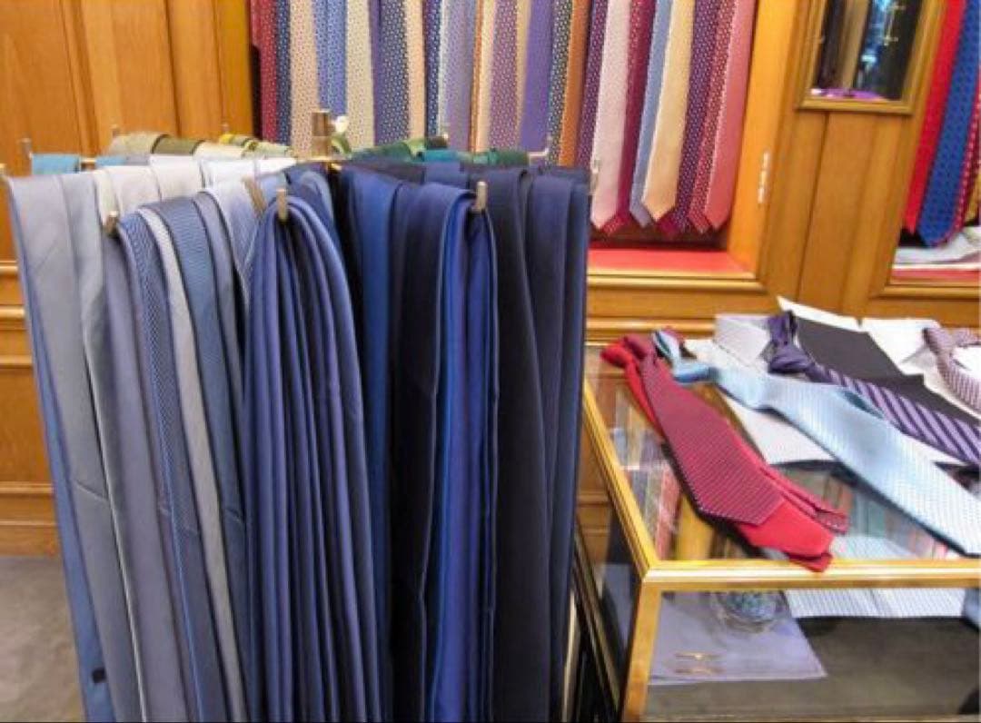 極上 Charvet ピンドット ブラックタイ フランス製 シャルべ