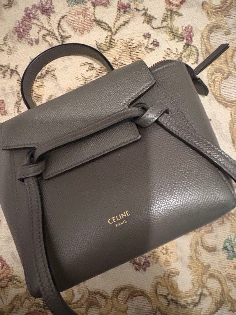 ル*フ様 美品　CELINEセリーヌベルトバッグ ピコ　グレー CELINE セリーヌ ピコベルトバッグ ショルダーバッグ レザー グレー