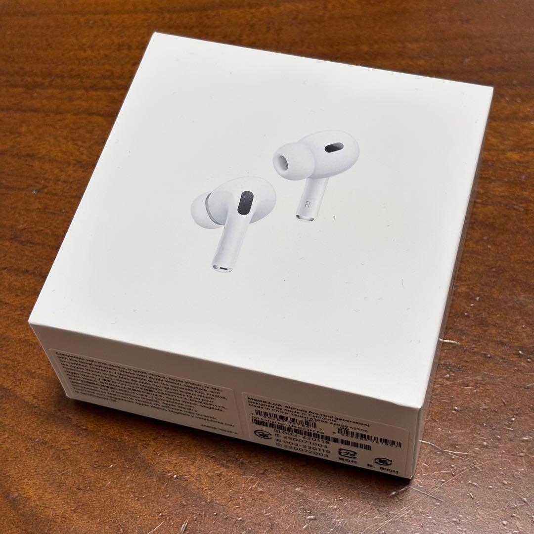 AirPods Pro 第2世代 Lightning ケース電池消耗 清掃済み - メルカリ