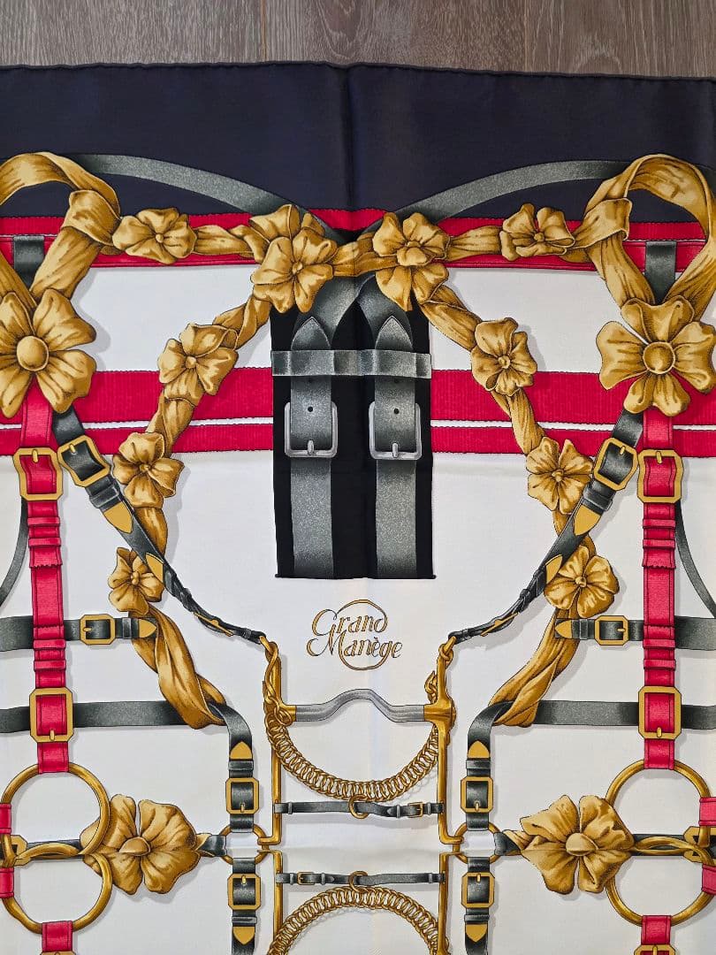 HERMESエルメスカレ90大判スカーフ GRAND MANEGE レア - メルカリ