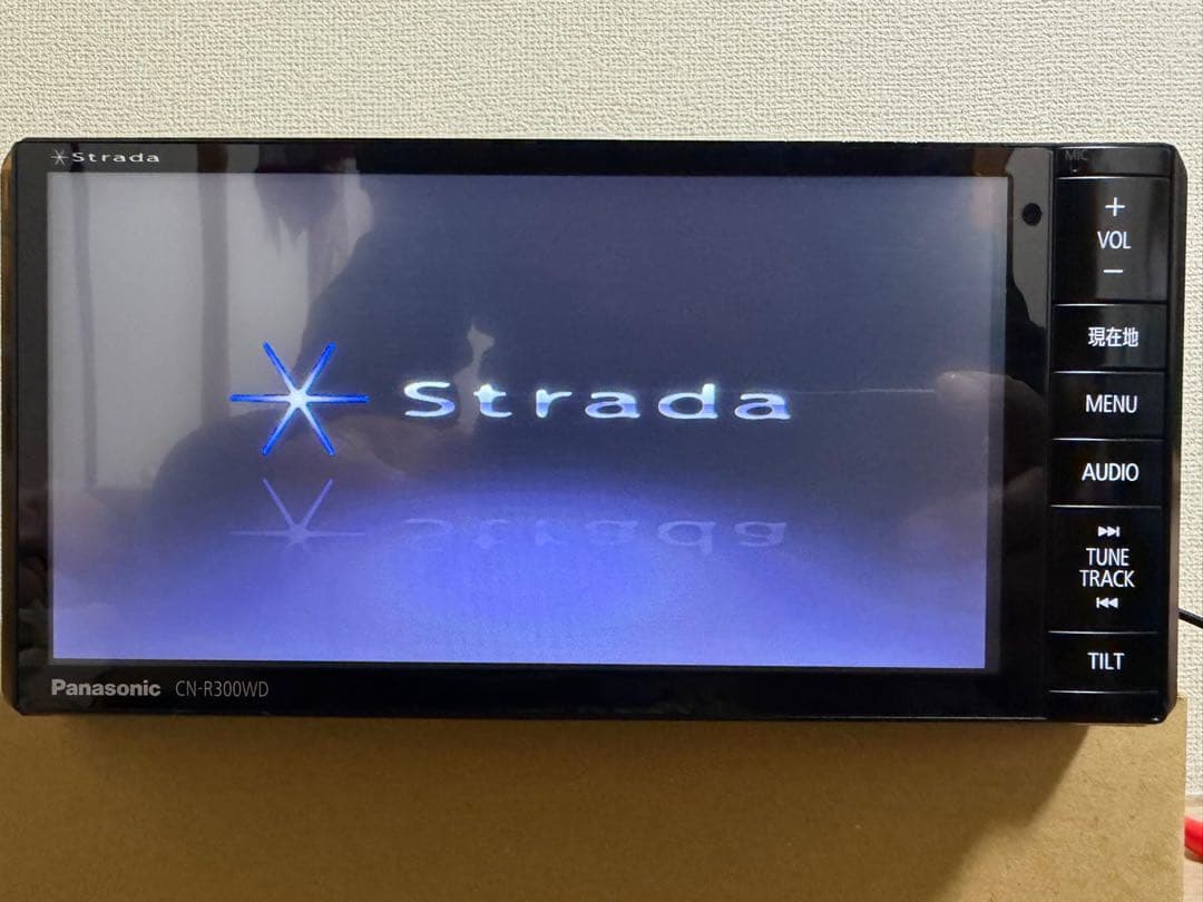 Panasonic CN-R300WD カーナビ Bluetooth 2013 CN-R300WD] To play music from my smartphone on the car speakers, I