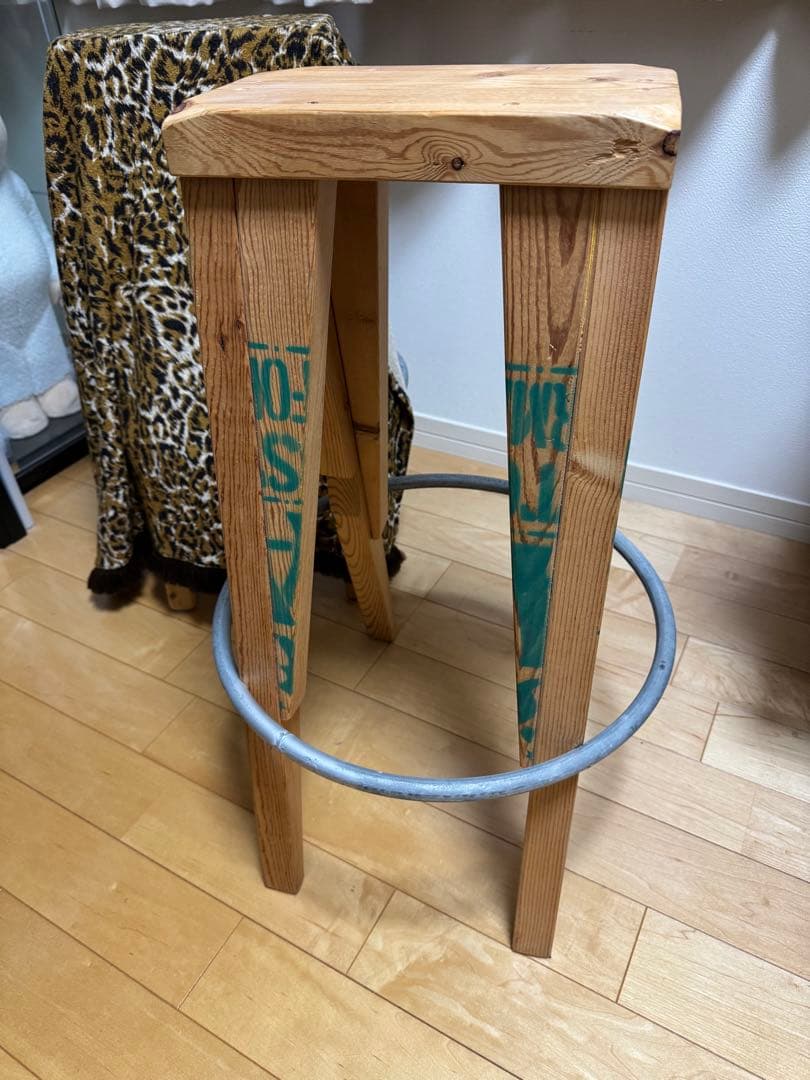 m&m custom performance furniture 角スツール大 - メルカリ