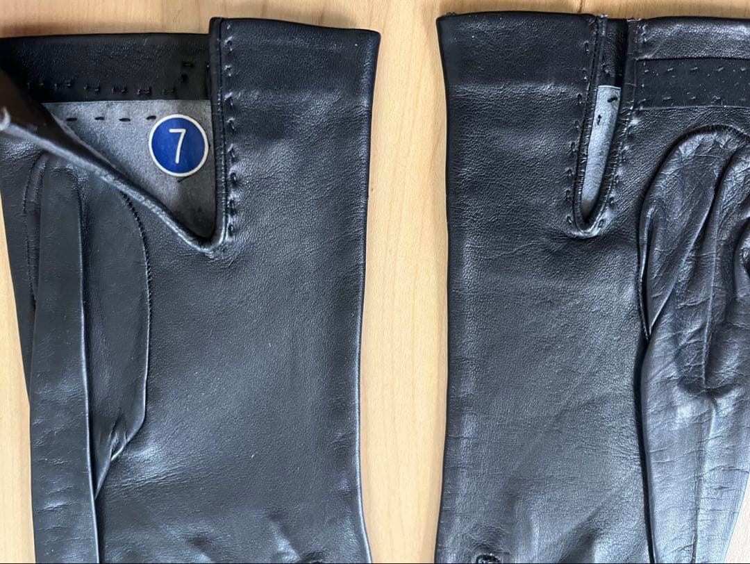 ロエベ LOEWEレザー手袋 黒 サイズ7 - メルカリ