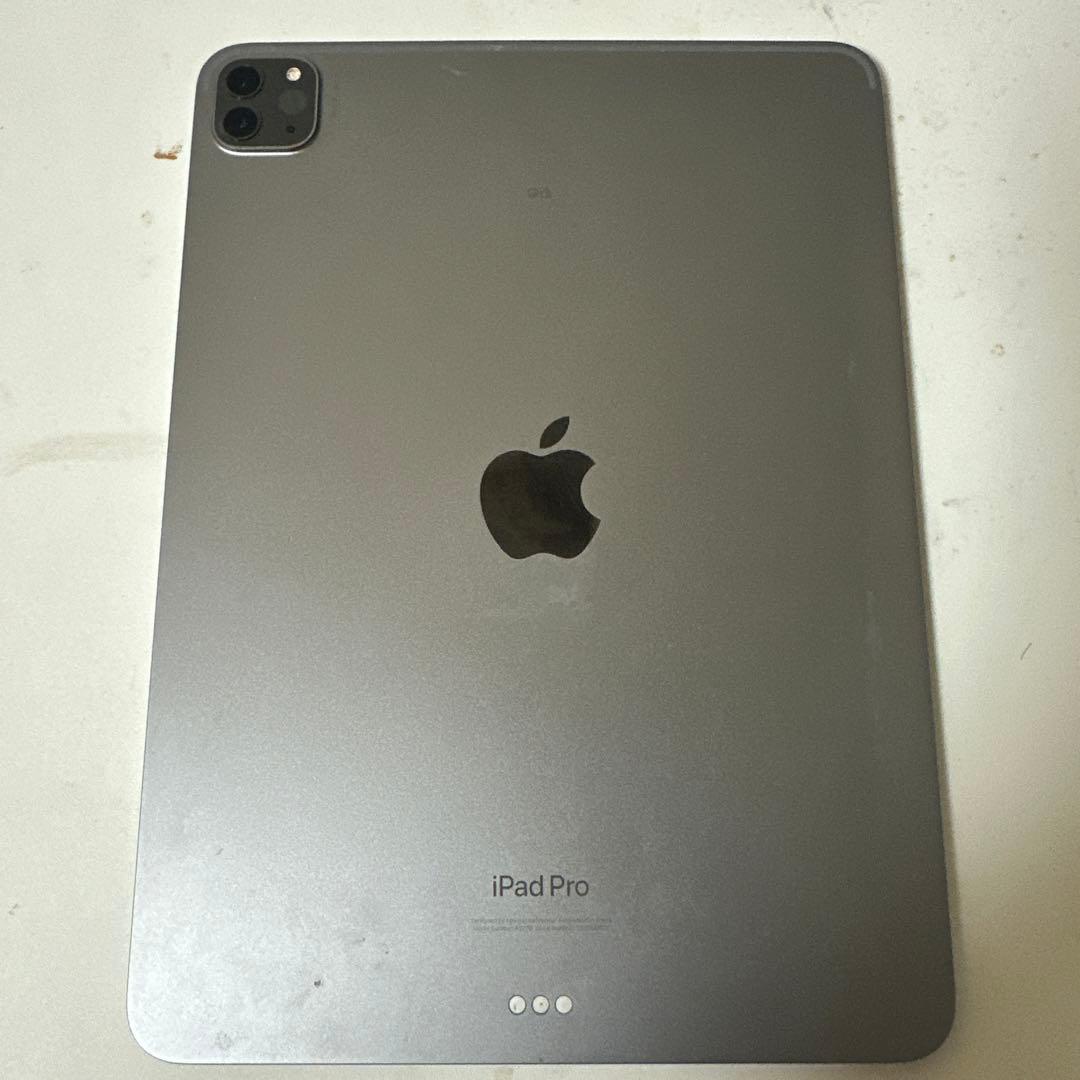 ipad Pro第4世代 ブラック 画面に傷あり こんな傷、たった4日で普通？ : r/ipad