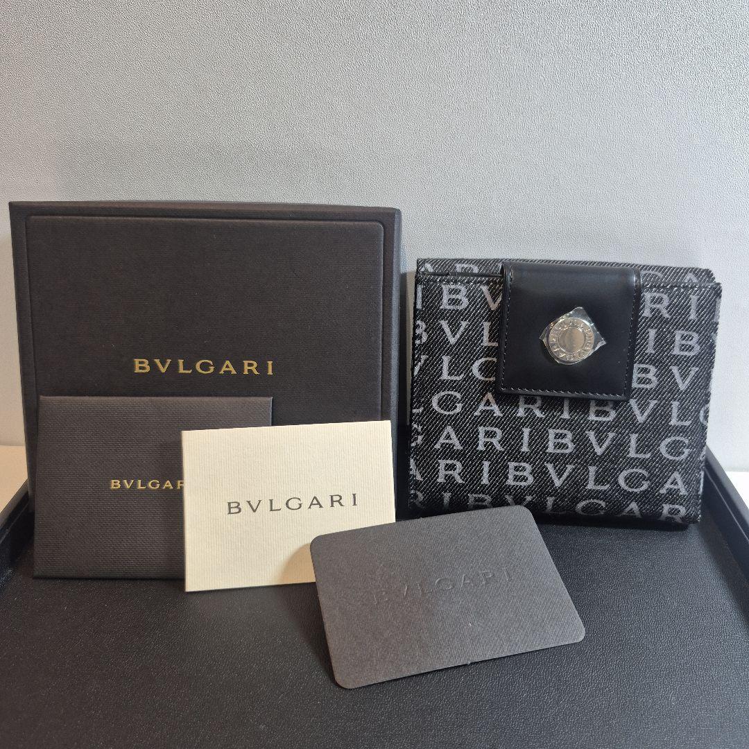 希少　BVLGARI ブルガリ 二つ折り財布 デニム 二つ折り財布 ロゴマニア Wホック デニム生地 レザー 青 ブルー（2024