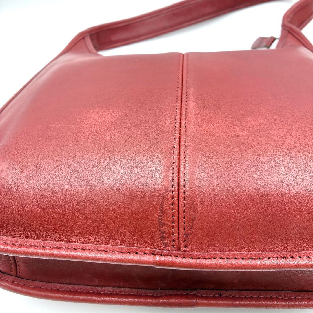 Old Coach Hobo Ergo Zip Red Rare - メルカリ