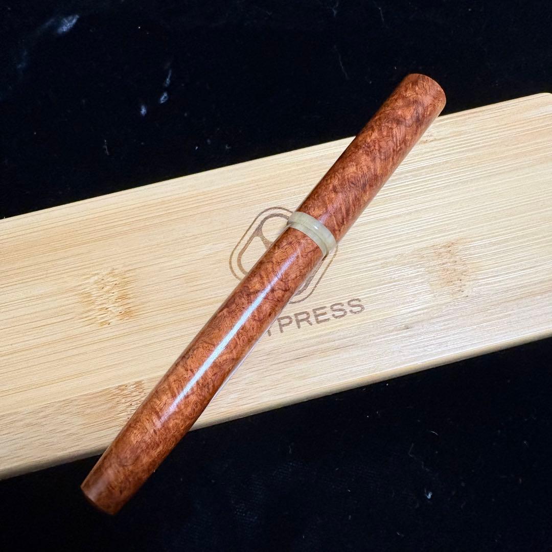 Cypress 花梨瘤 万年筆 14K Fニブ 金ペン 未使用 Cypress 花梨瘤 万年筆 14K Fニブ 金ペン 未使用 - メルカリ