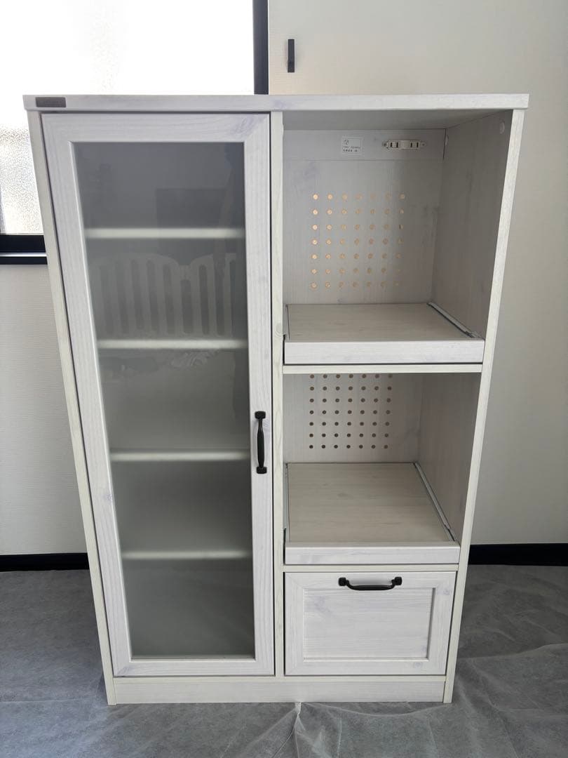 【値下げしました！】佐藤産業　キッチンボード　レンジボード　レンジ台　食器棚　白 佐藤産業 レンジ台 大容量 キッチンボード 食器棚 一人暮らし キッチン