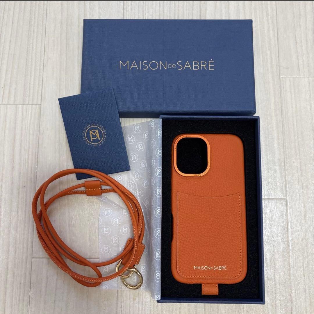 MAISON de SABRE ストラップ付スマホケース iPhone16 MAISON de SABRE*ストラップ付スマホケース iPhone16シリーズ (MAISON