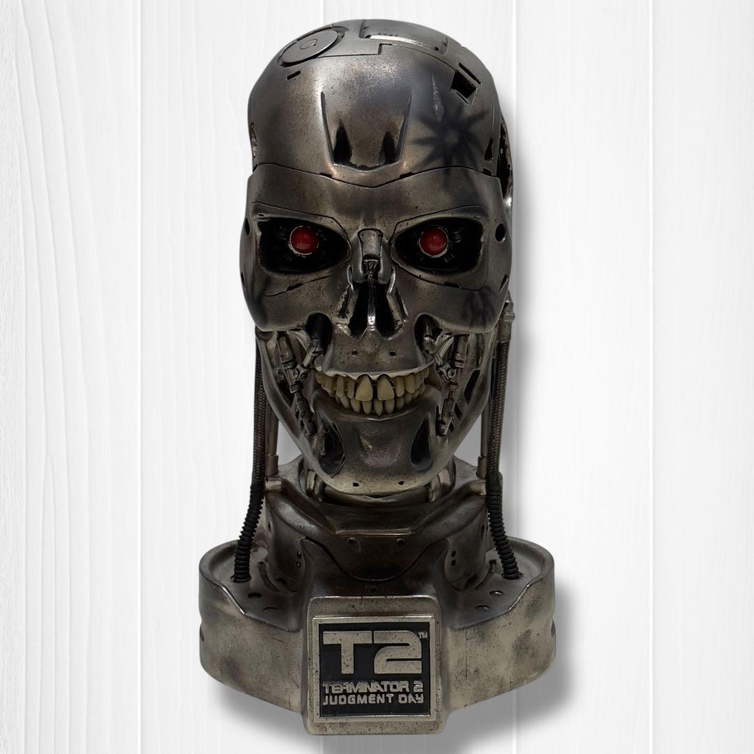 希少品】T-800 ENDSKULL PROP REPLICA - メルカリ