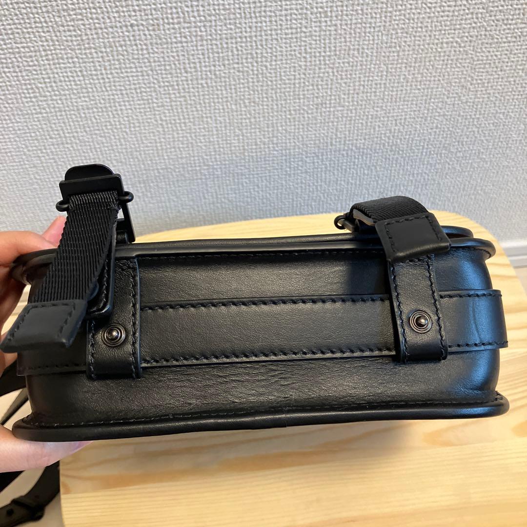 希少】Burberry ショルダーバッグ 虎柄 タイガー - メルカリ