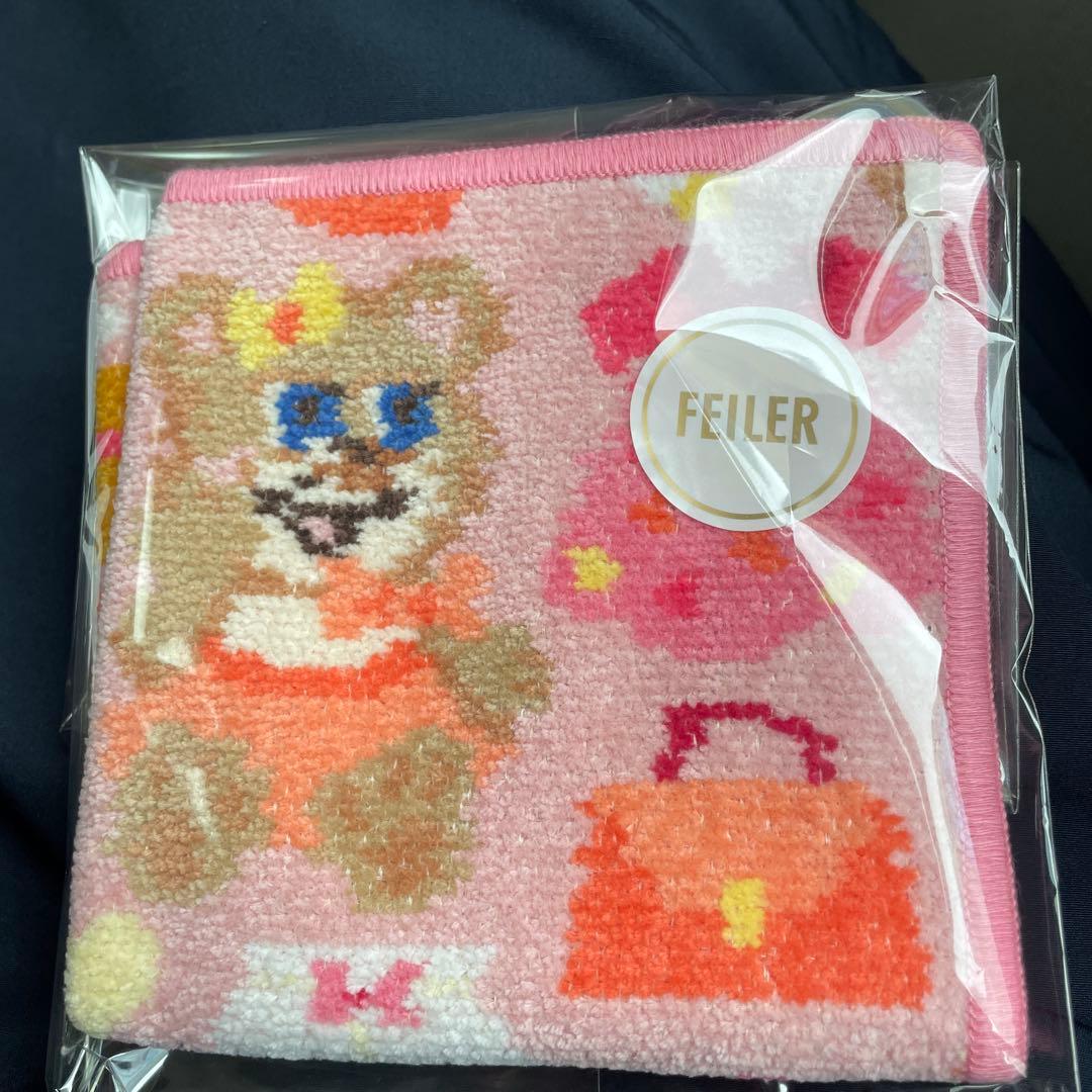 FEILER クマとバッグのハンカチ - メルカリ