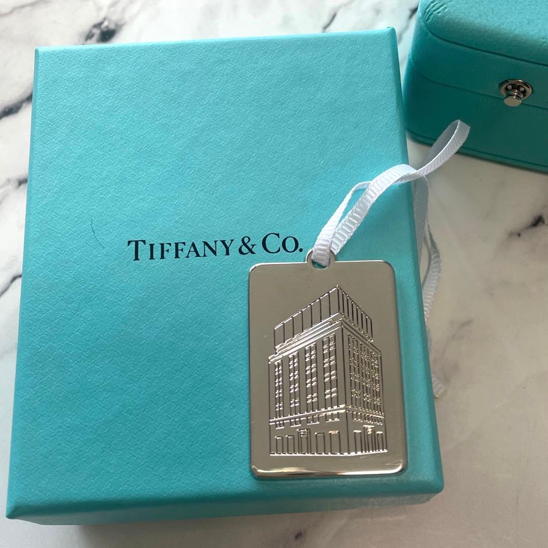 新品】Tiffany NewYork本店限定チャーム ティファニー - メルカリ