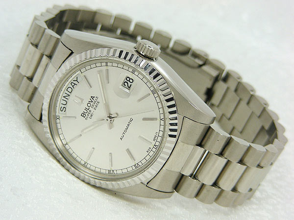 ブローバ BULOVA SUPER SEVILLE デイデイト シルバーダイヤル 未使用品