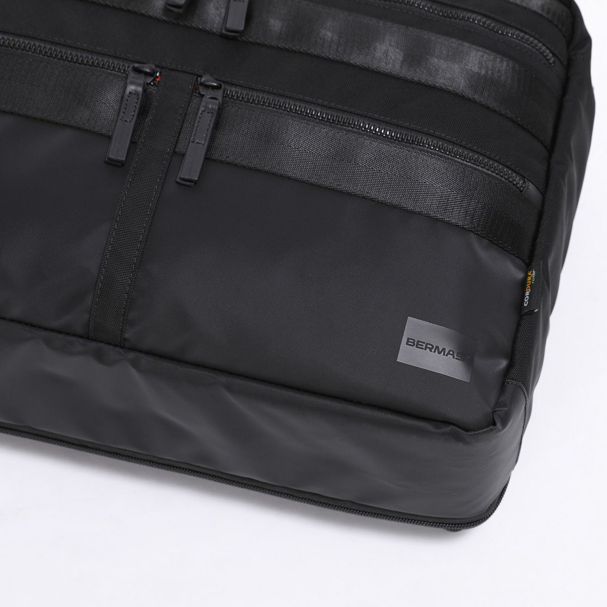 No.60684：3WAYオーバーナイター | BERMAS OFFICIAL WEB SHOP