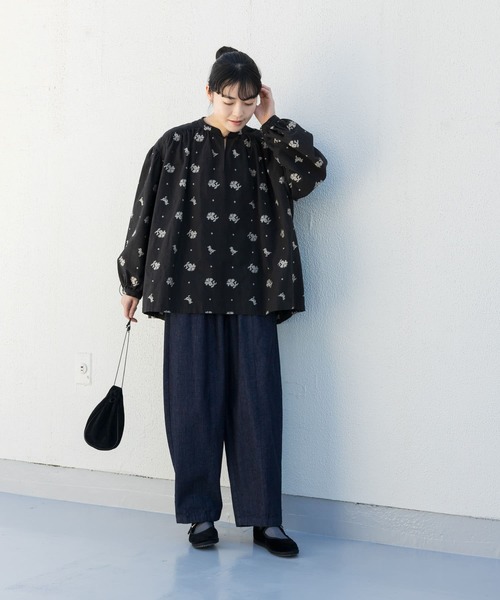 かぐれ（カグレ）の「クロスステッチスモックブラウス（Tシャツ