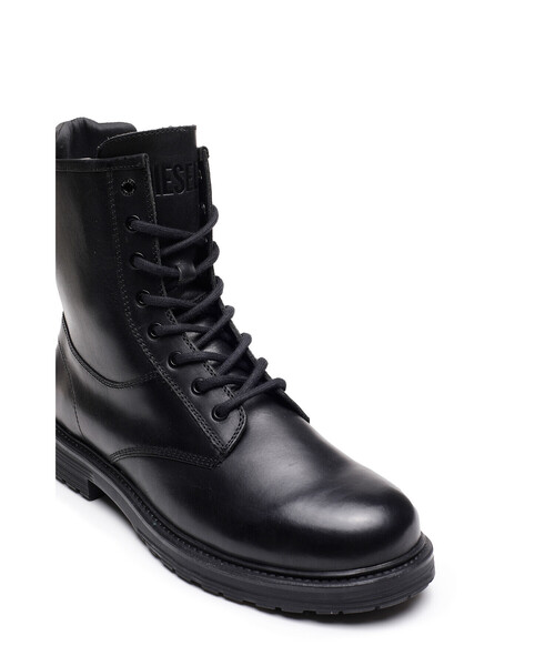 DIESEL（ディーゼル）の「メンズ レザー ワークブーツ（ブーツ）」 - WEAR