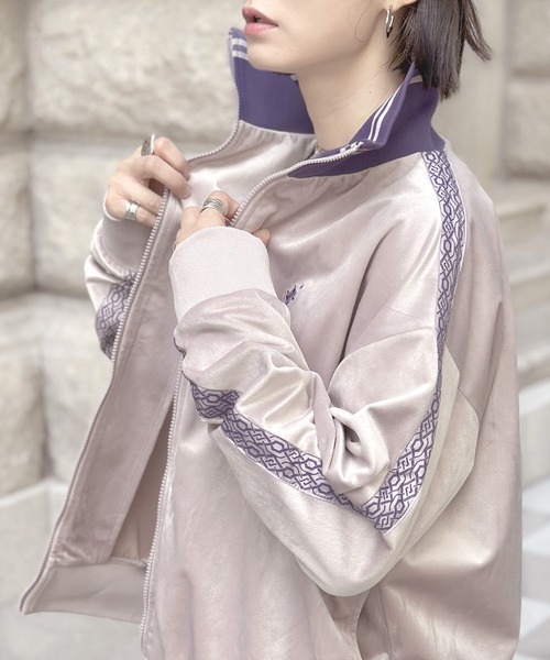 セール】大人の旬スタイル！胸刺繍ベロアトラックジャケット