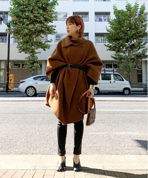 Ameri（アメリ）の「UNDRESSED HANDY OVER PONCHO（ポンチョ）」 - WEAR